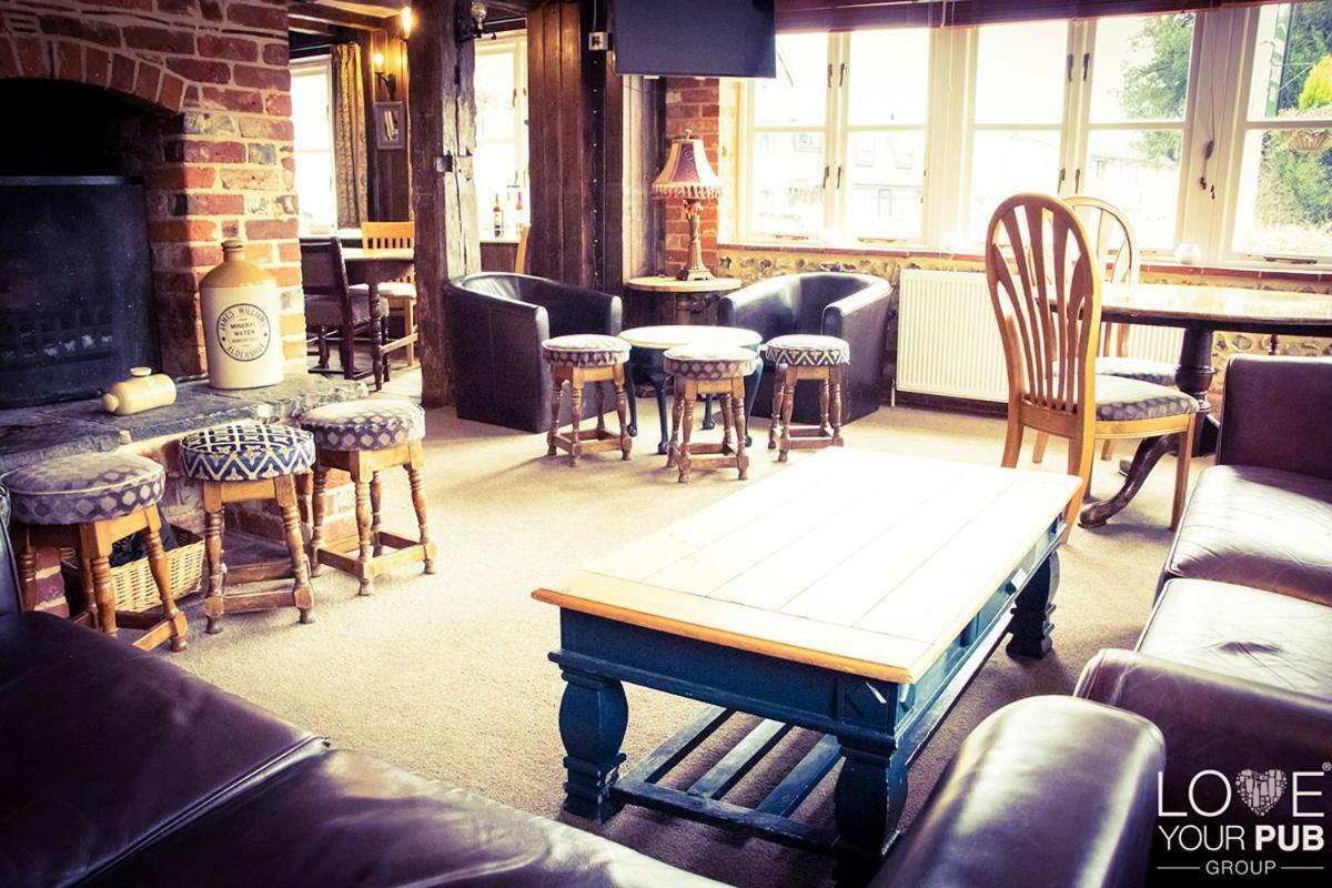The Rising Sun Inn Waterlooville Exterior photo